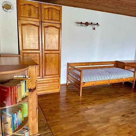 Самостоятелна Къща За Гости На 10 Минути От Плажа Varna Dış mekan fotoğraf